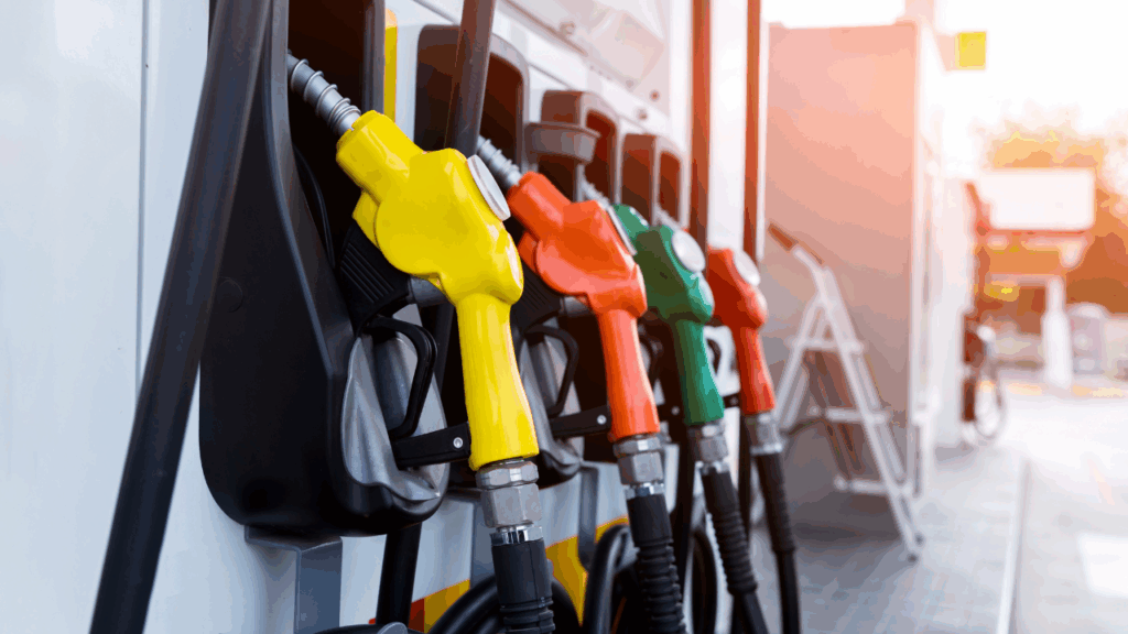 Obrazek przedstawia stacje benzynową