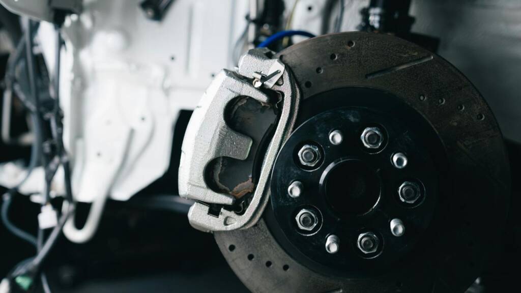 Obrazek przedstawia tarcze hamulcowe